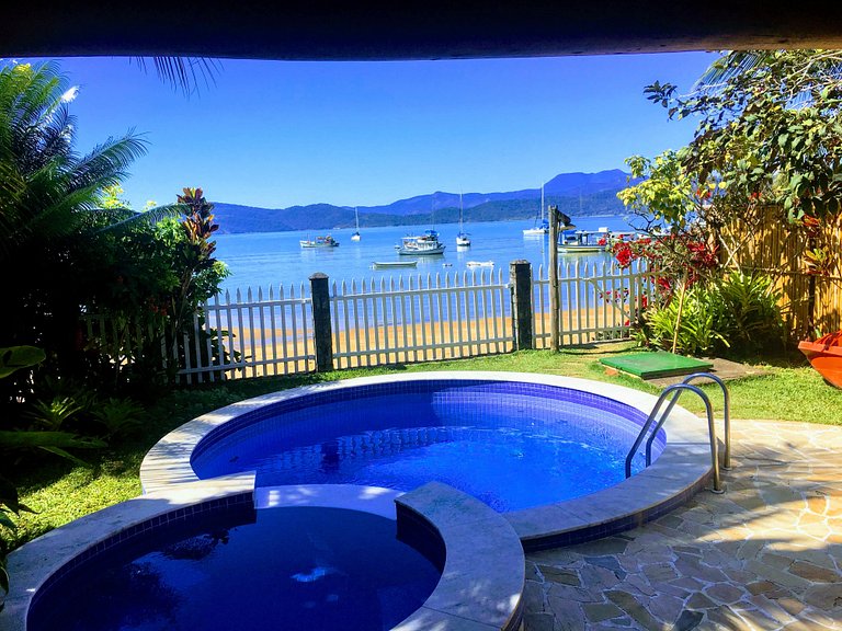 Pé no Paraíso - e na areia, 4 suítes, Piscina c/vista mar, c