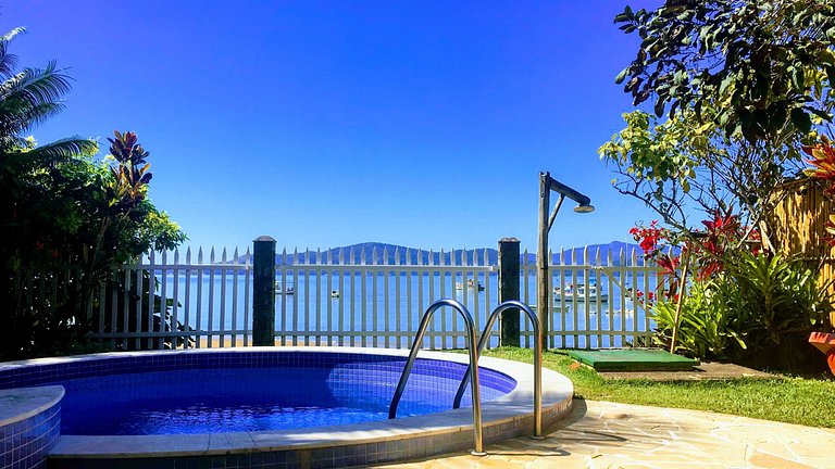 Pé no Paraíso - e na areia, 4 suítes, Piscina c/vista mar, c